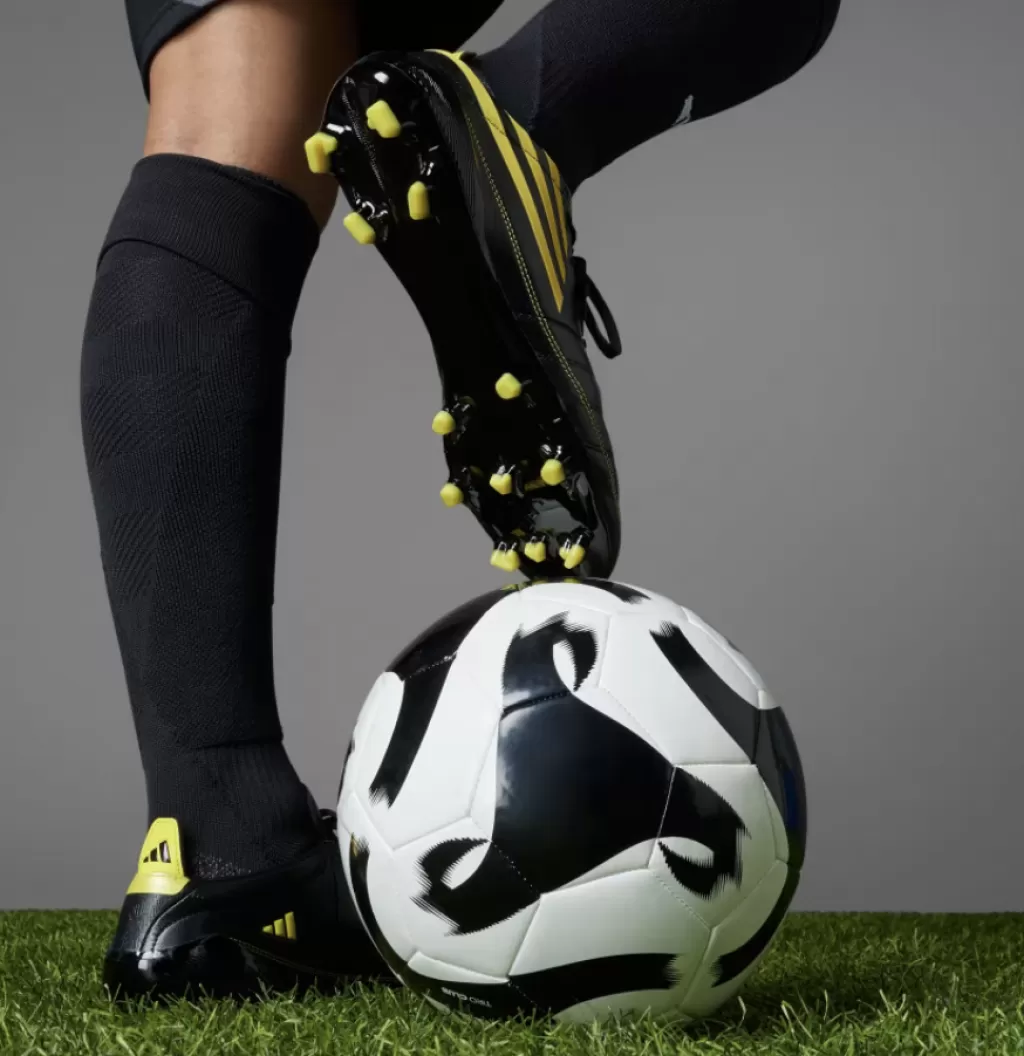 Бутсы профессиональные Adidas F50 2010 Leather Limited Edition FG